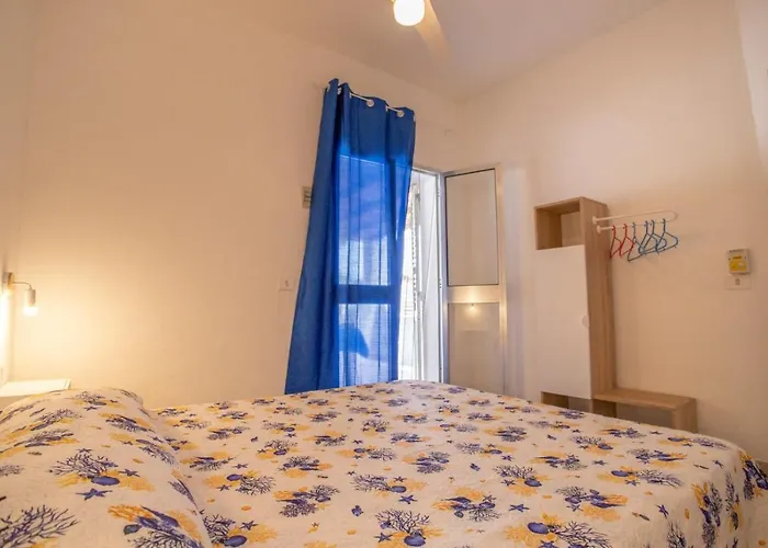 Villette A Schiera Cala Creta Lampedusa